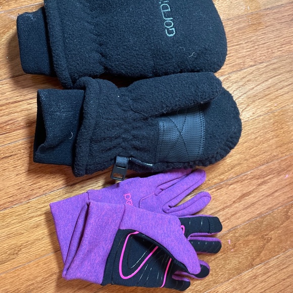Kids Touchscreen Gloves and Waterproof Mittens - Picture 6 of 6